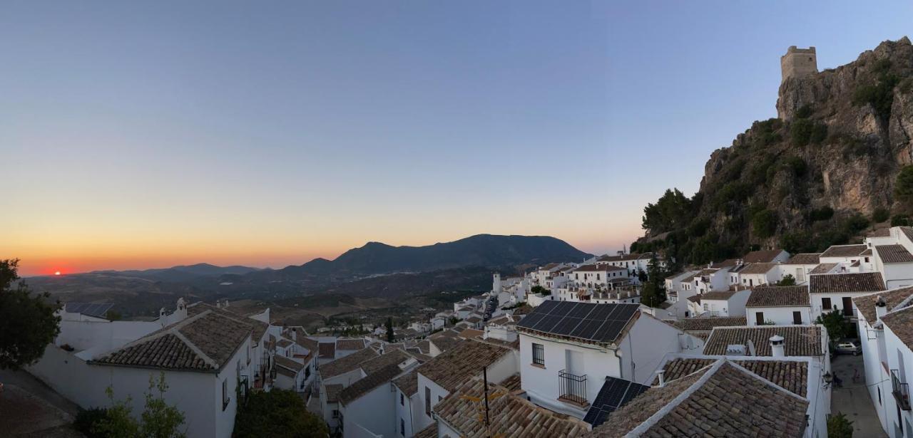 Casa “El Zumaque” En Zahara De La Sierra Exterior foto